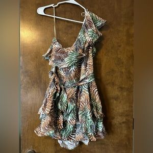 NWT Women’s Palm Print One-Shoulder Romper - Size XL